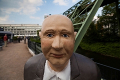 Wupperweg, Robert-Daum-Platz